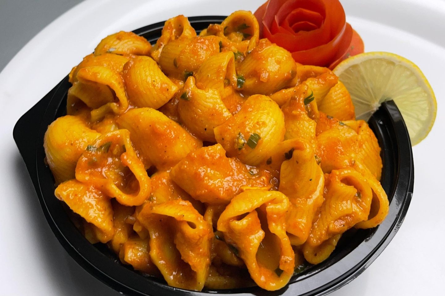 مكرونة دجاج صغير