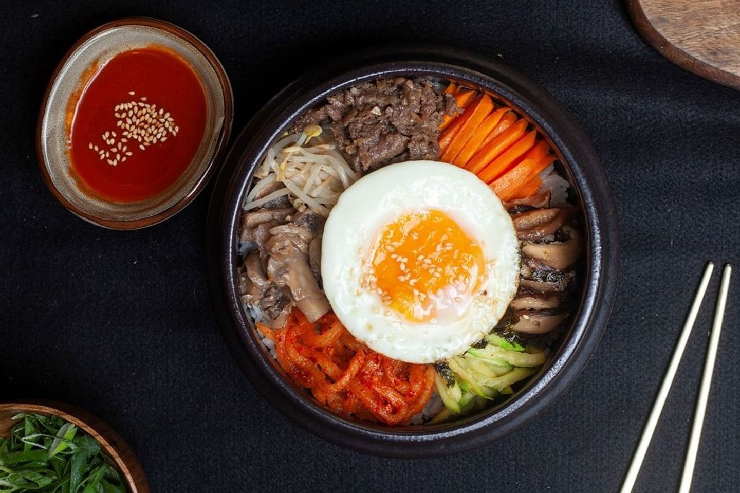 Dolsut Bibimbap Mixed Rice With Beef