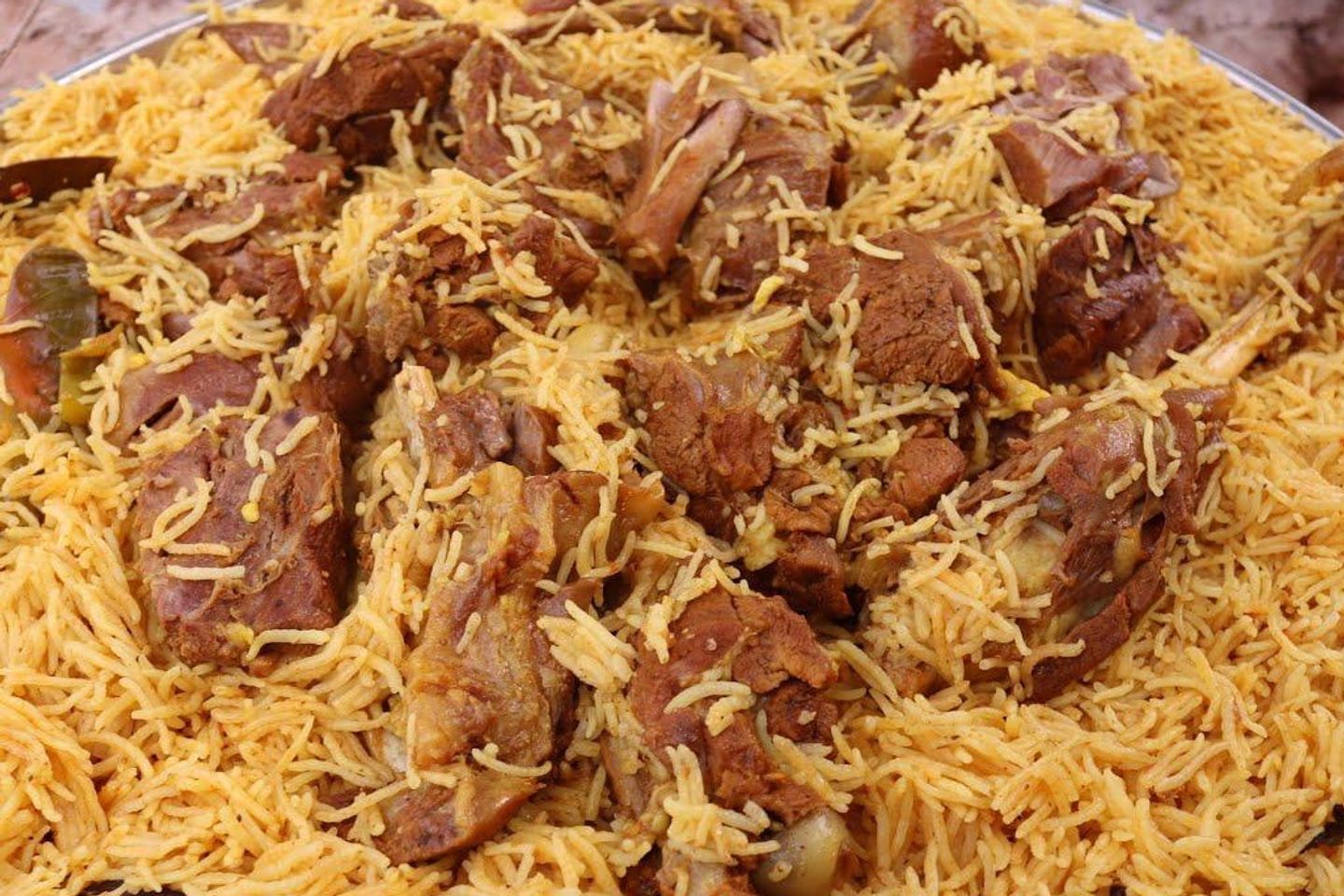 مضغوط لحم صغير