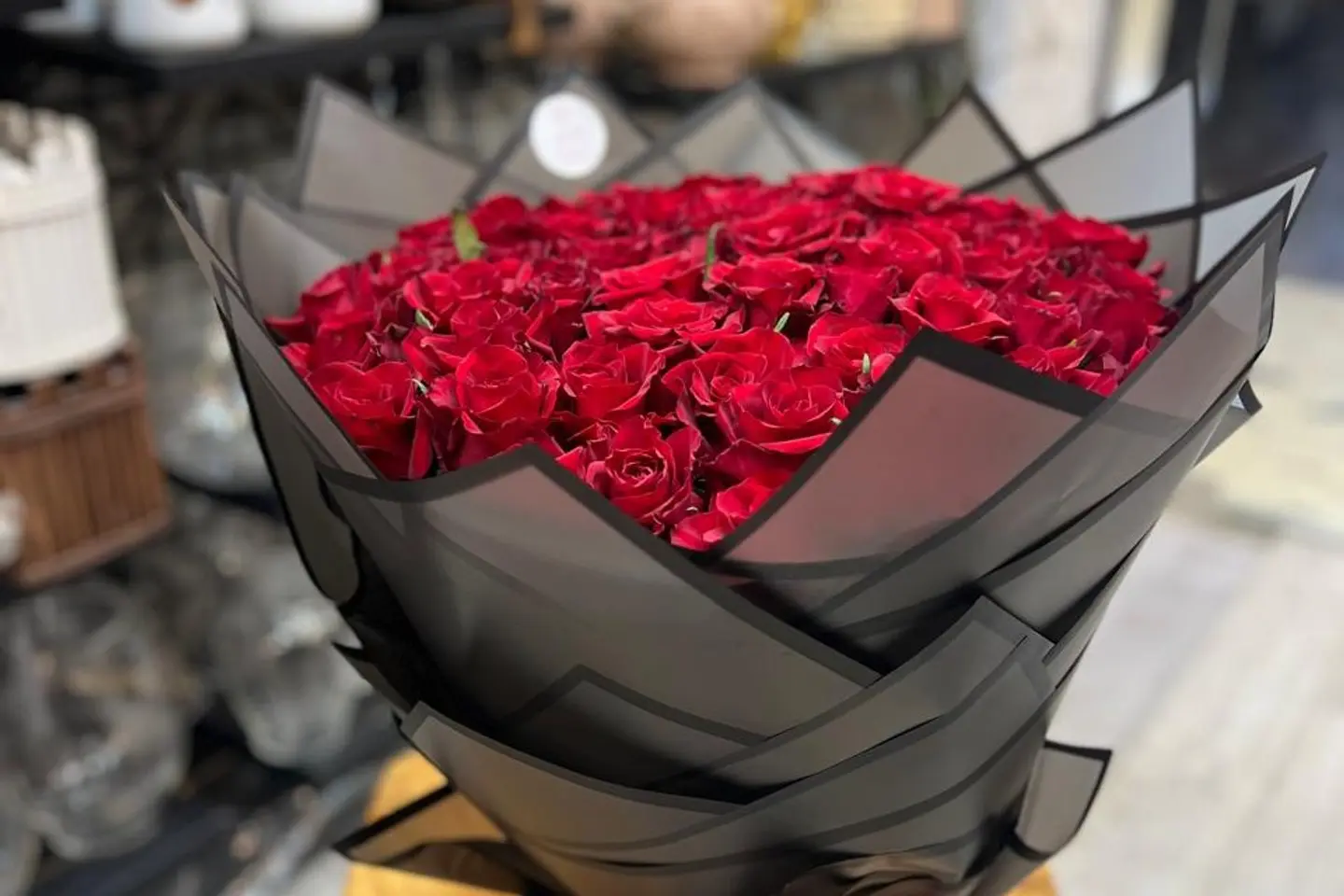 Giant Bouquet Of Roses