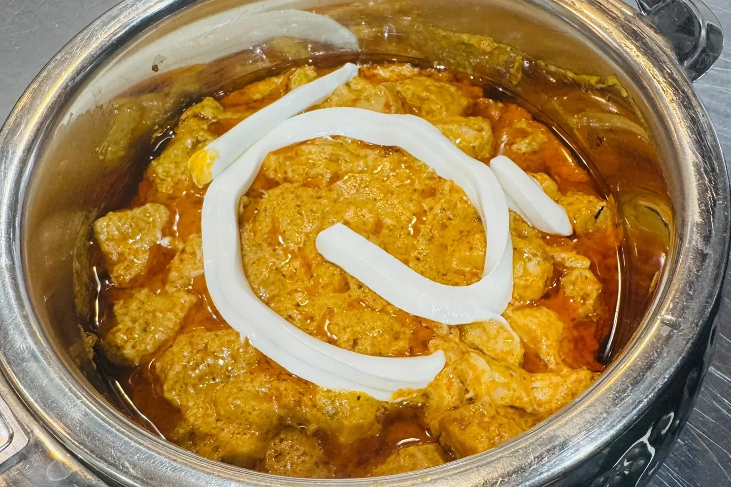 Chicken Boneless Makhni Handi Full