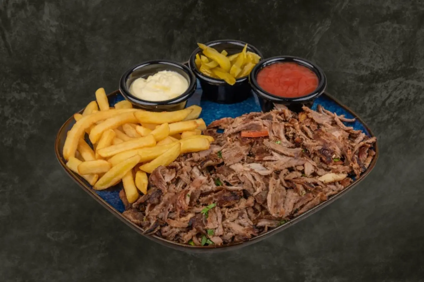 طبق شاورما لحم بقري