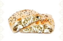 فطيرة لبنة بالزعتر - فطيرة لبنة بالزعتر-صغير
