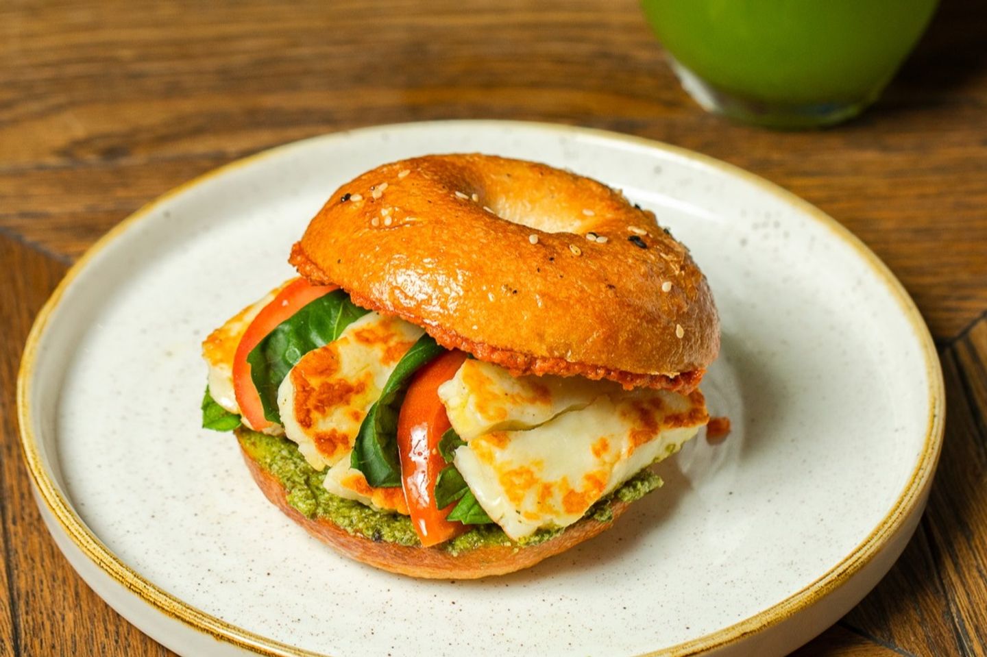 Halloumi Bagel