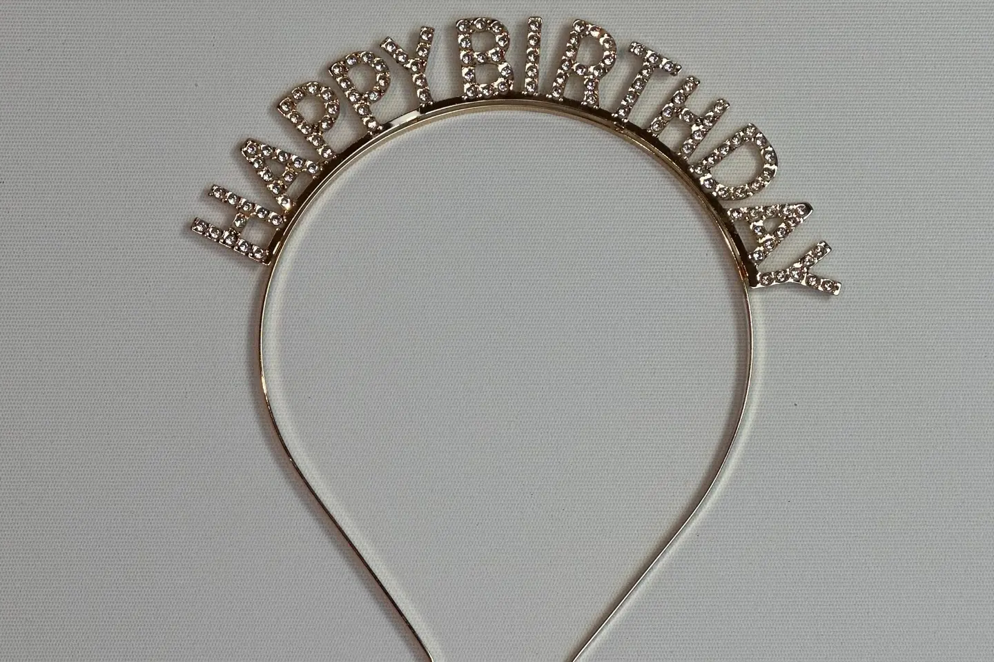 طوق ميلاد ١