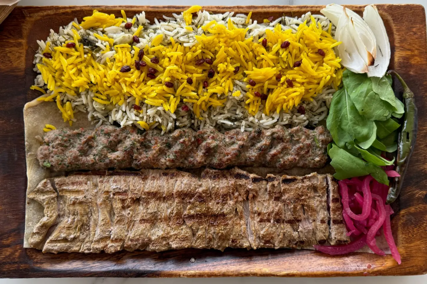 طبق مخصوص فارسي