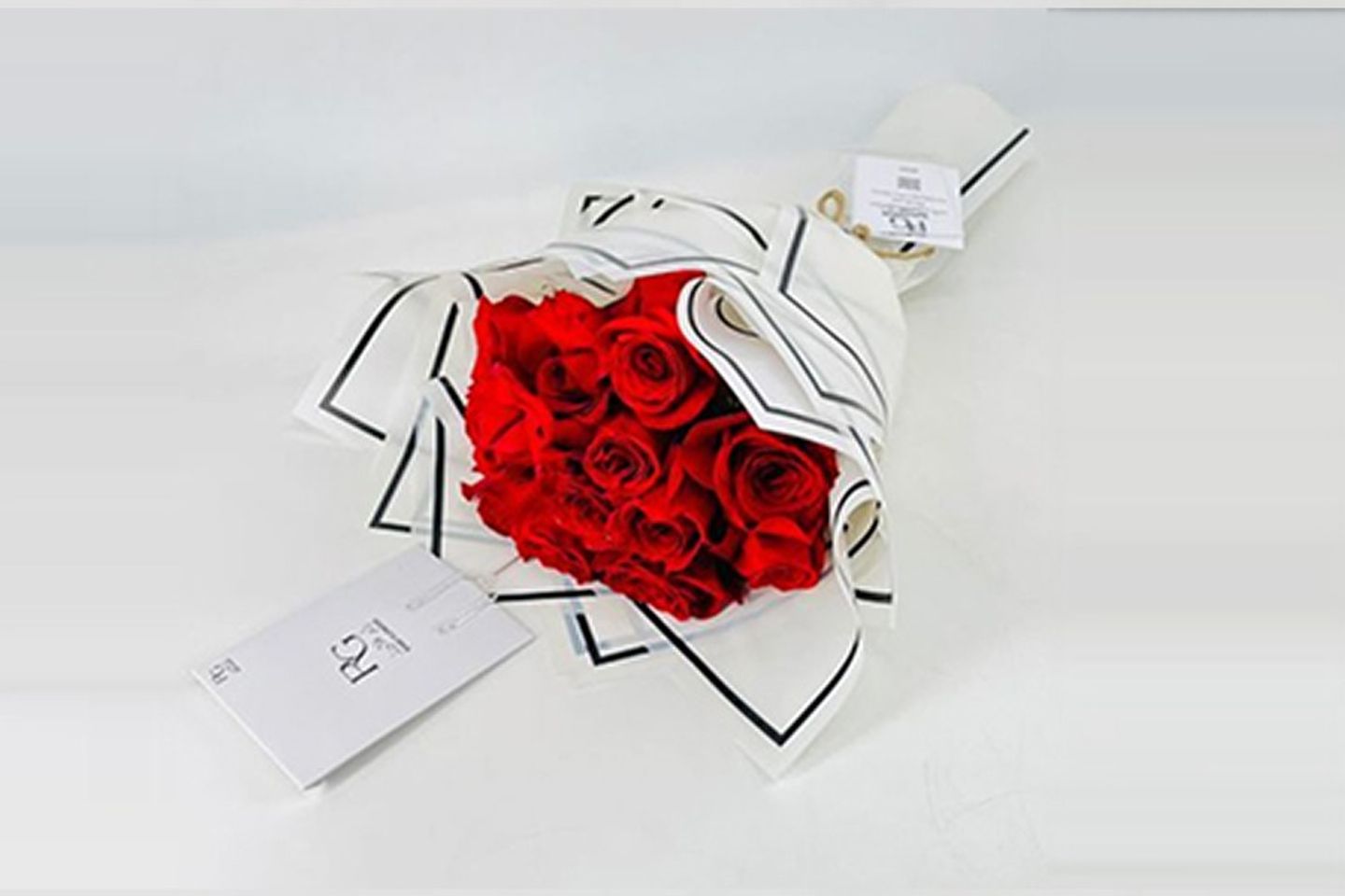باقة ورود ناعمه رقم ۲۰۹
