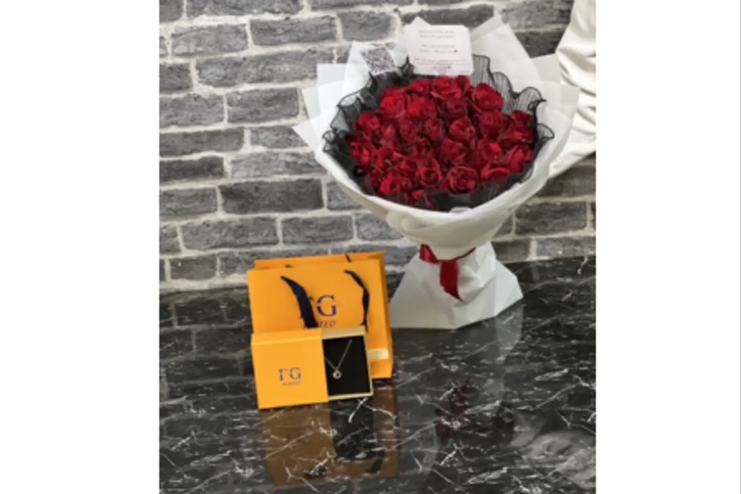 Brand Fg 925 Silver Chain And Rose Bundle2