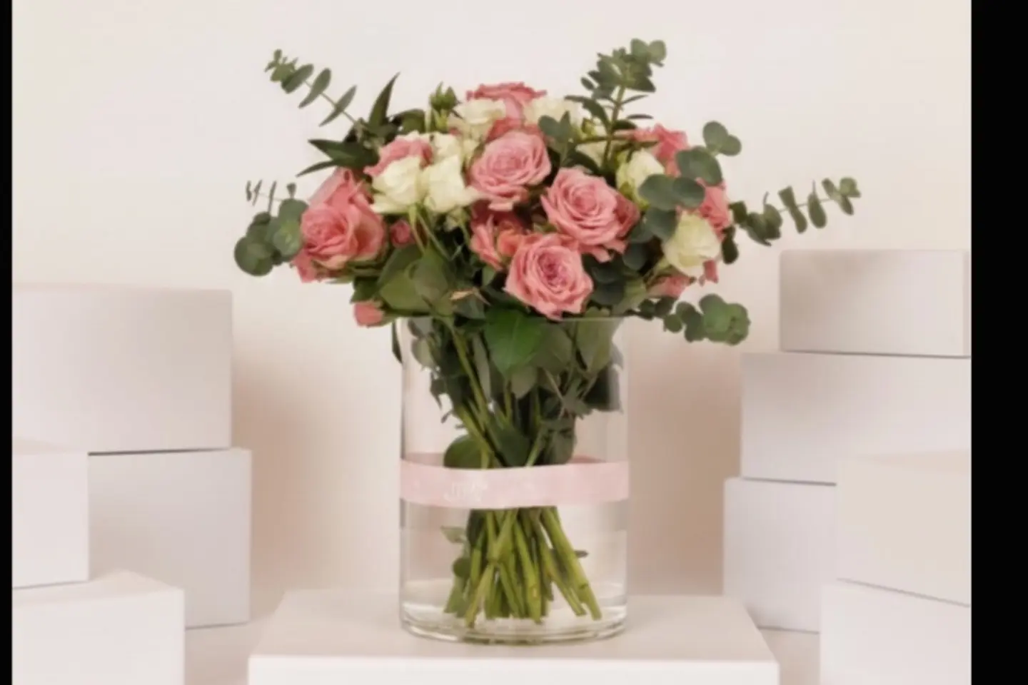 مزهرية بيبي روز