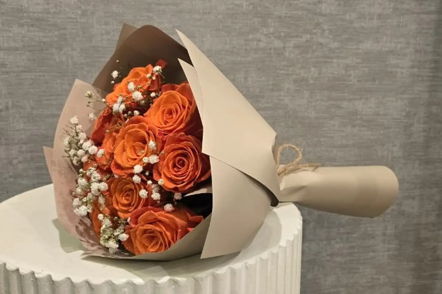 عشرة ورود اورانج