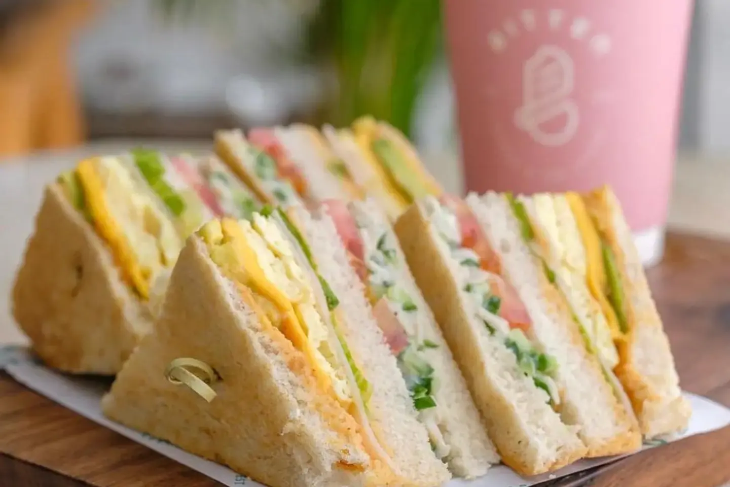 بتن كتوب هاوس