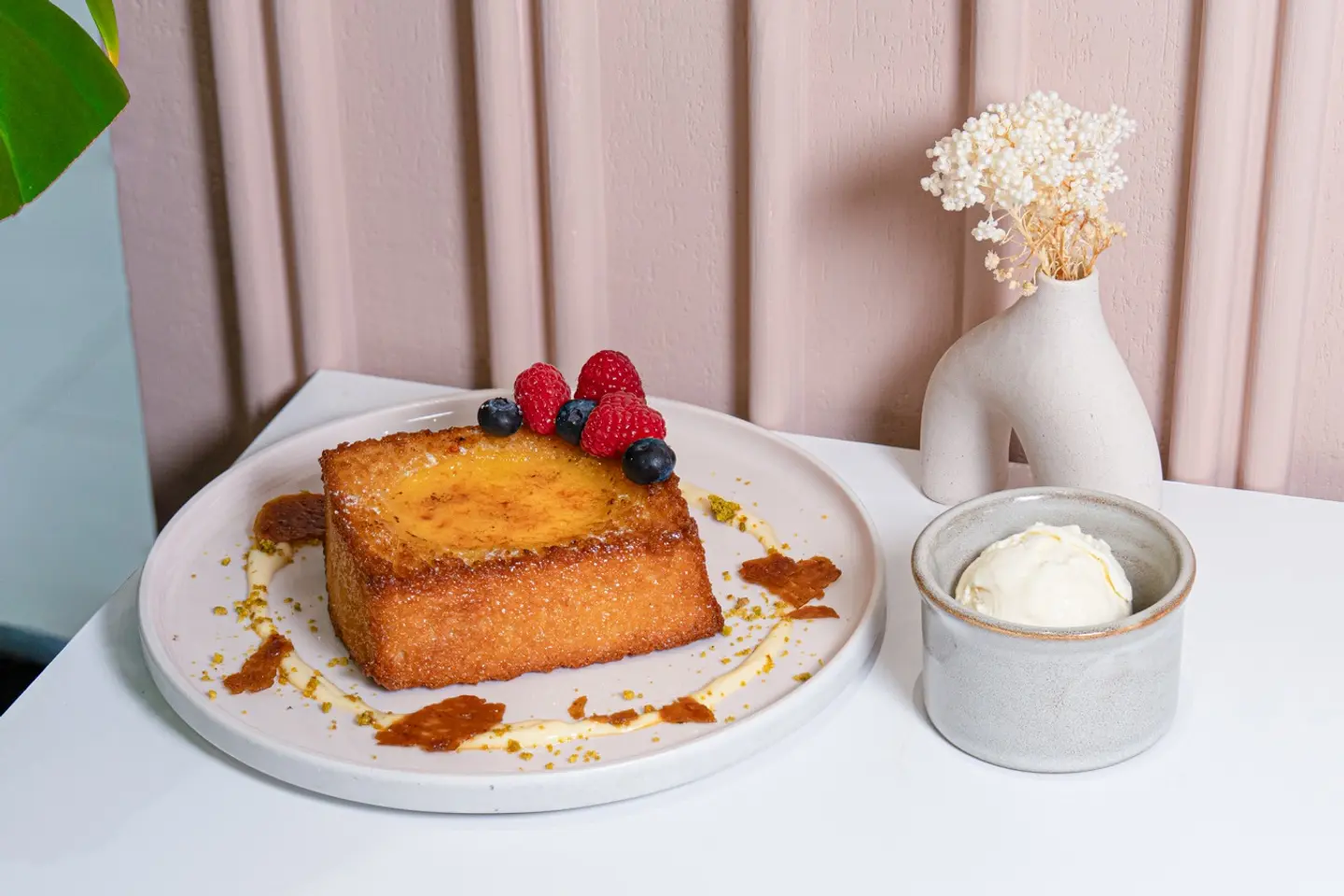 فرنش توست كريم بروليه