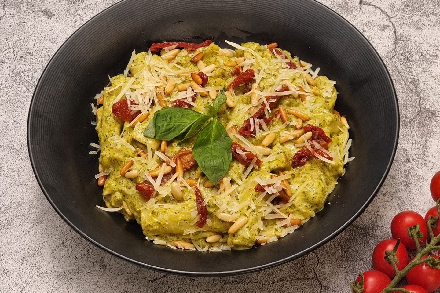 بيستو ريجاتوني باستا