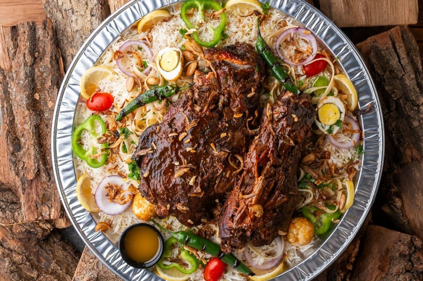 وليمة رقاب خروف