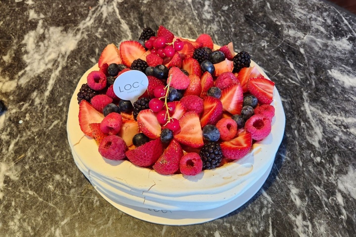 Meringue Red Fruits Ice Cream