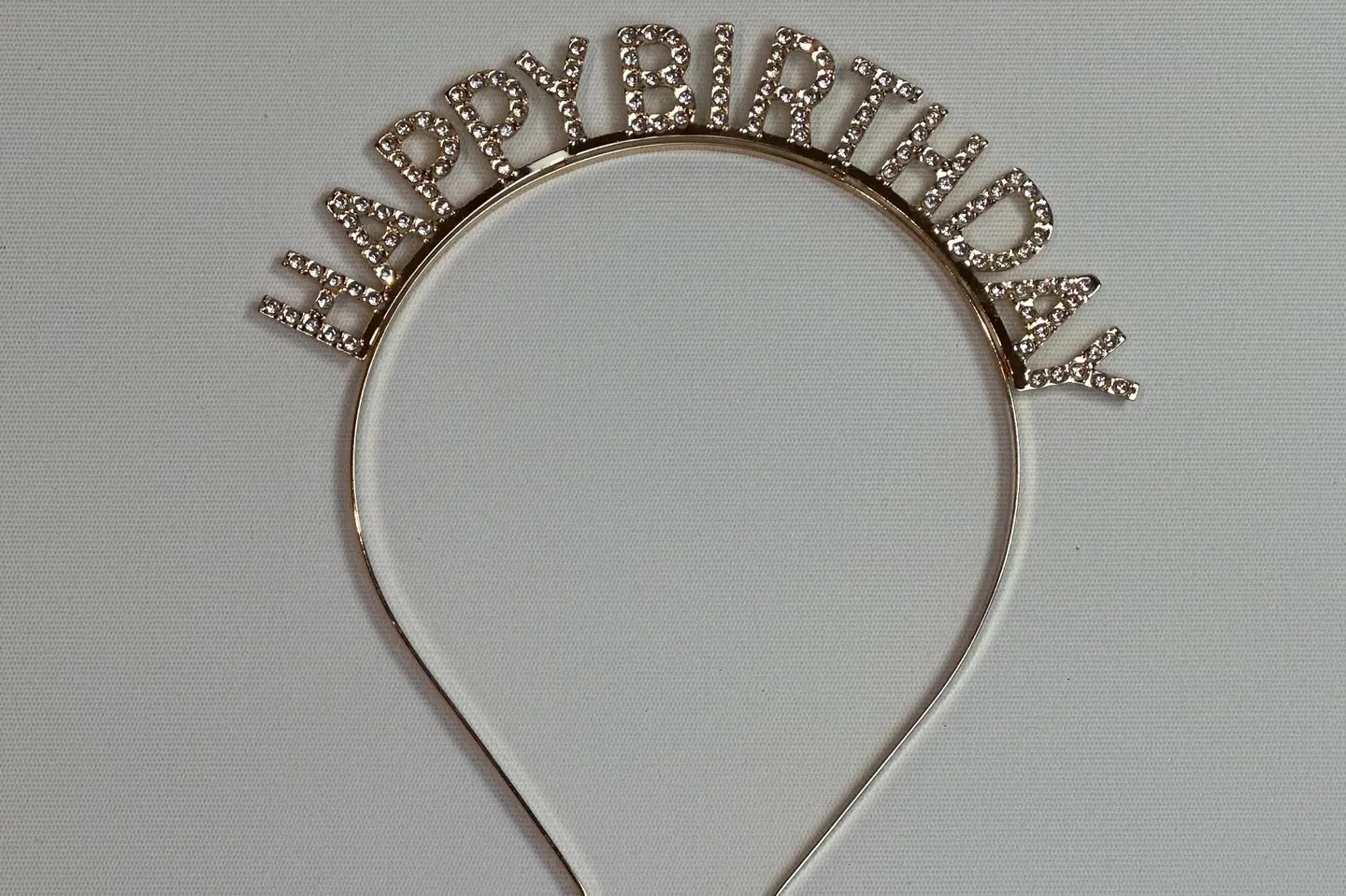 طوق ميلاد ١