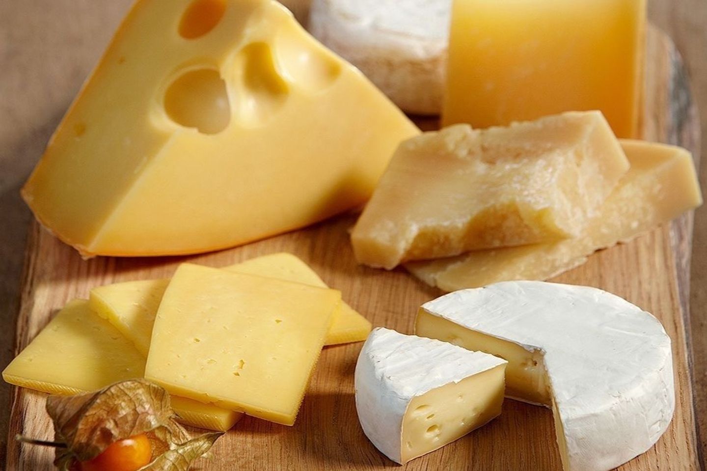 سانوتش الأجبان الأربعة