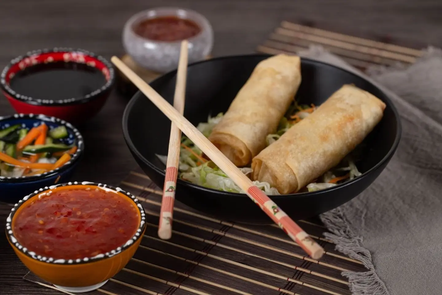 Vegetable Spring Roll 2 Pcs