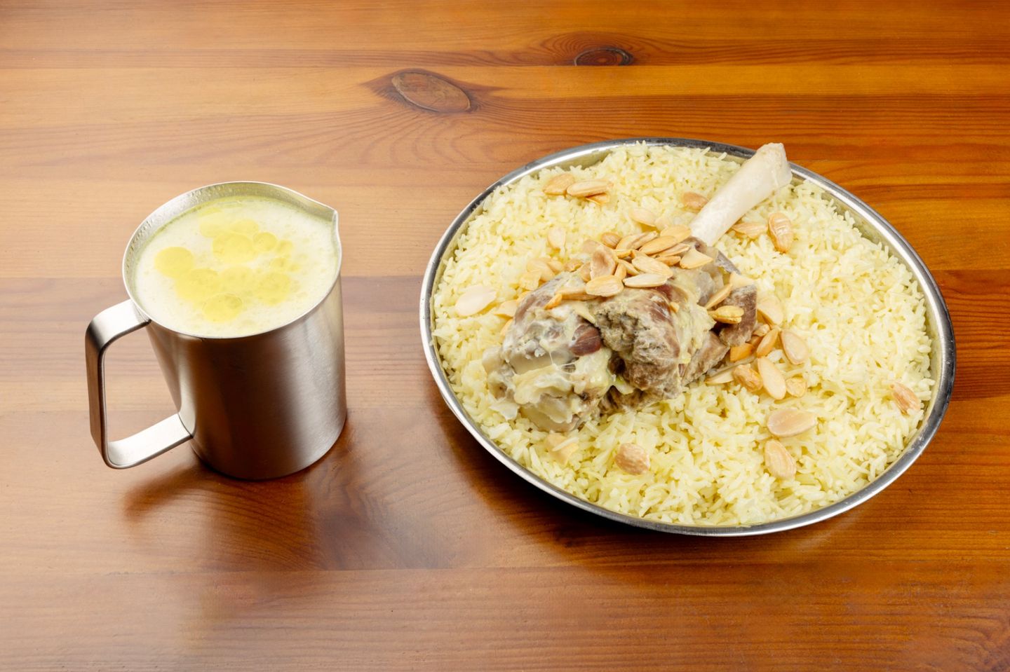 منسف لحم اقتصادي