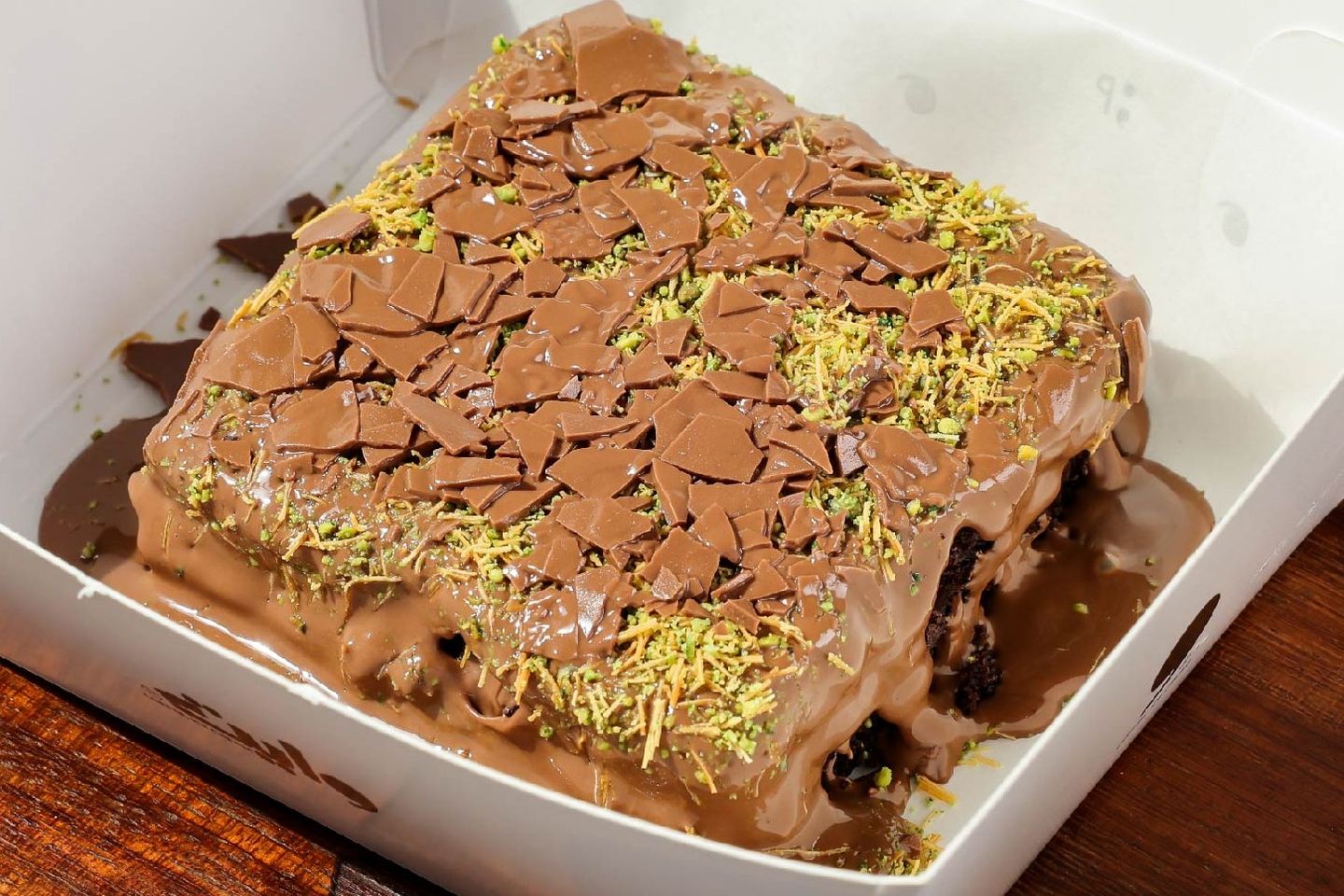 شوكولاته كيك بالبستاشيو