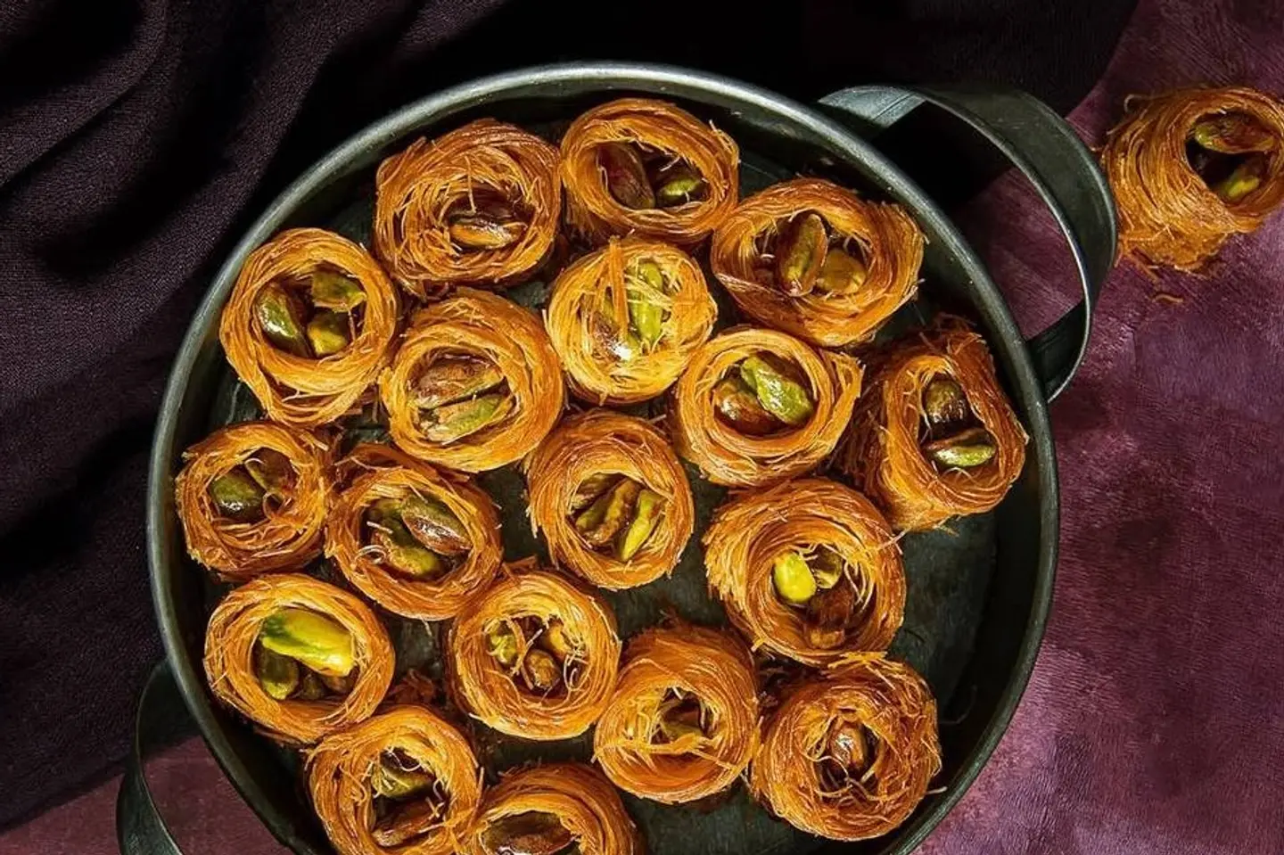 Small Nightingale Nest