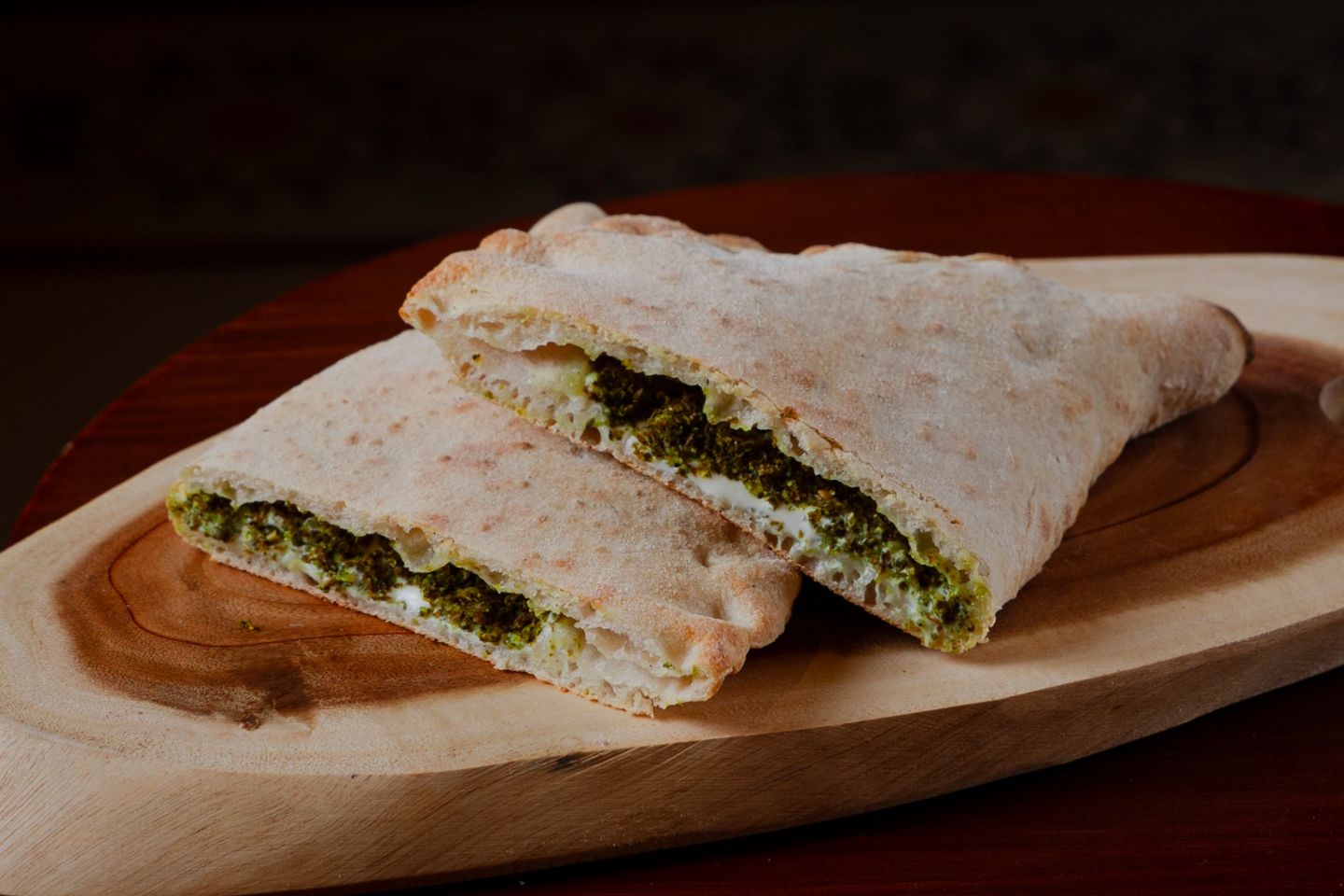 مناقيش جبنة زعتر