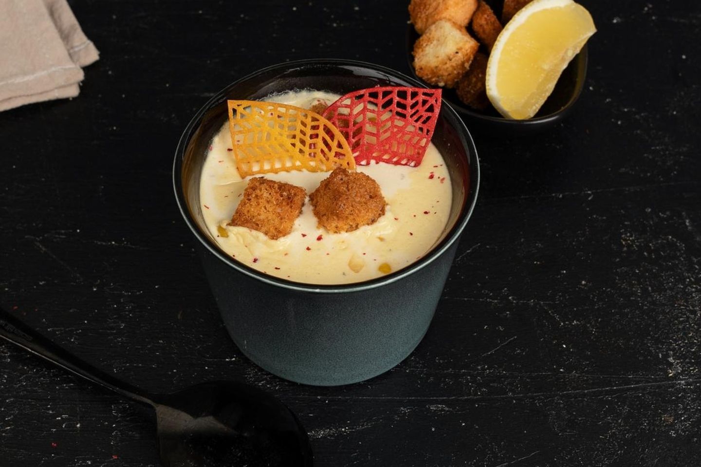 شوربة الكريمه بالدجاج و الذره