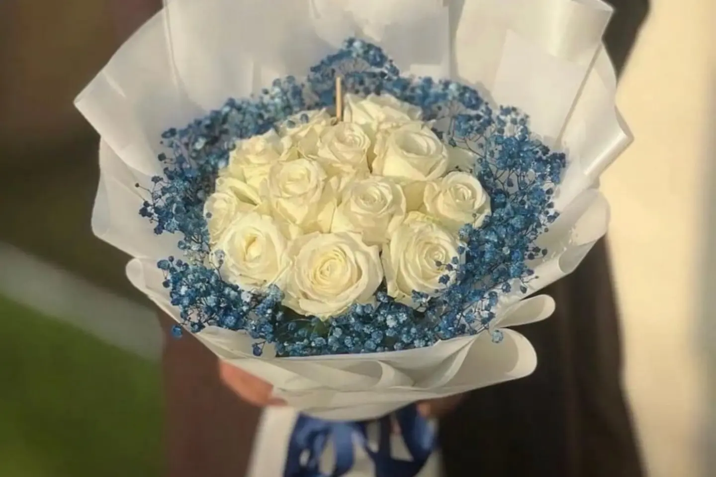 باقة الاناقة ورد ابيض