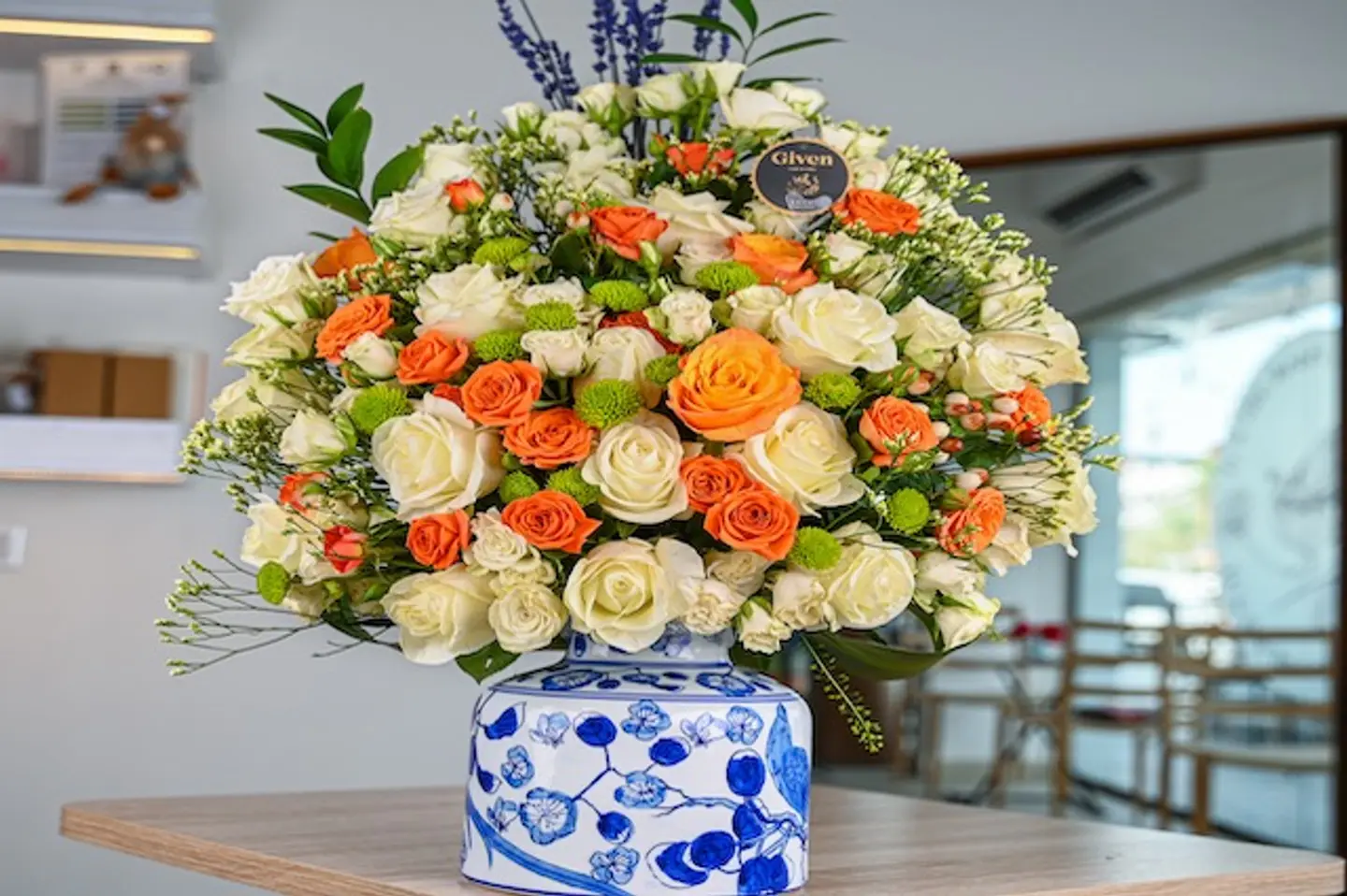 Given Luxury Greek Rose Vase