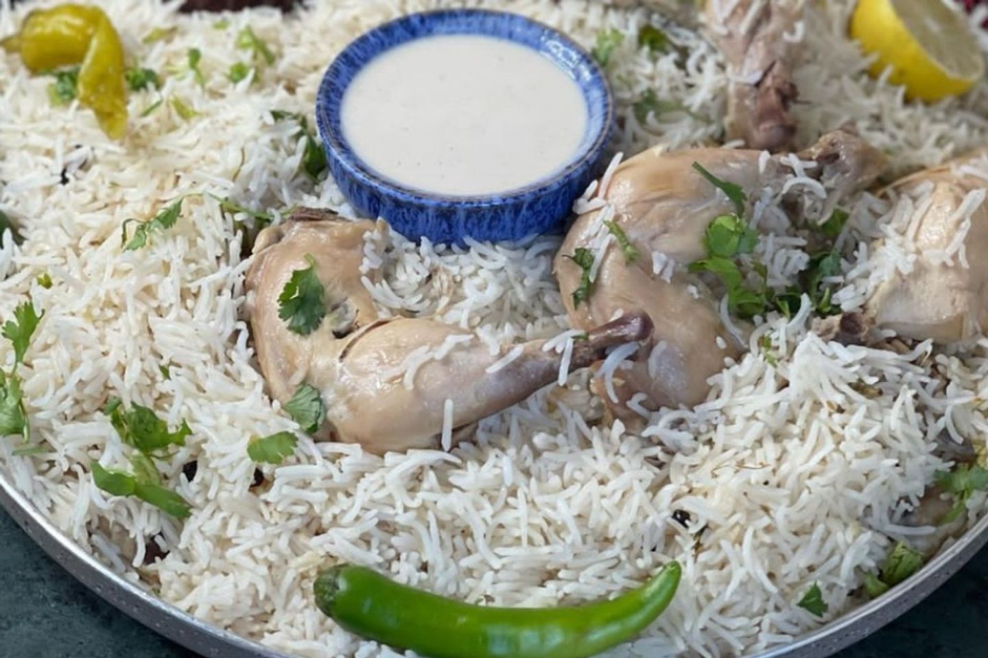كبسة بيضاء نص حبة