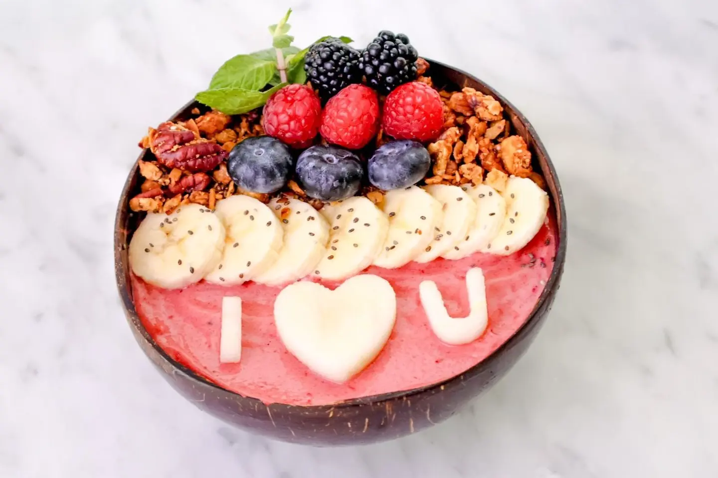 وعاء سموذي الزهري