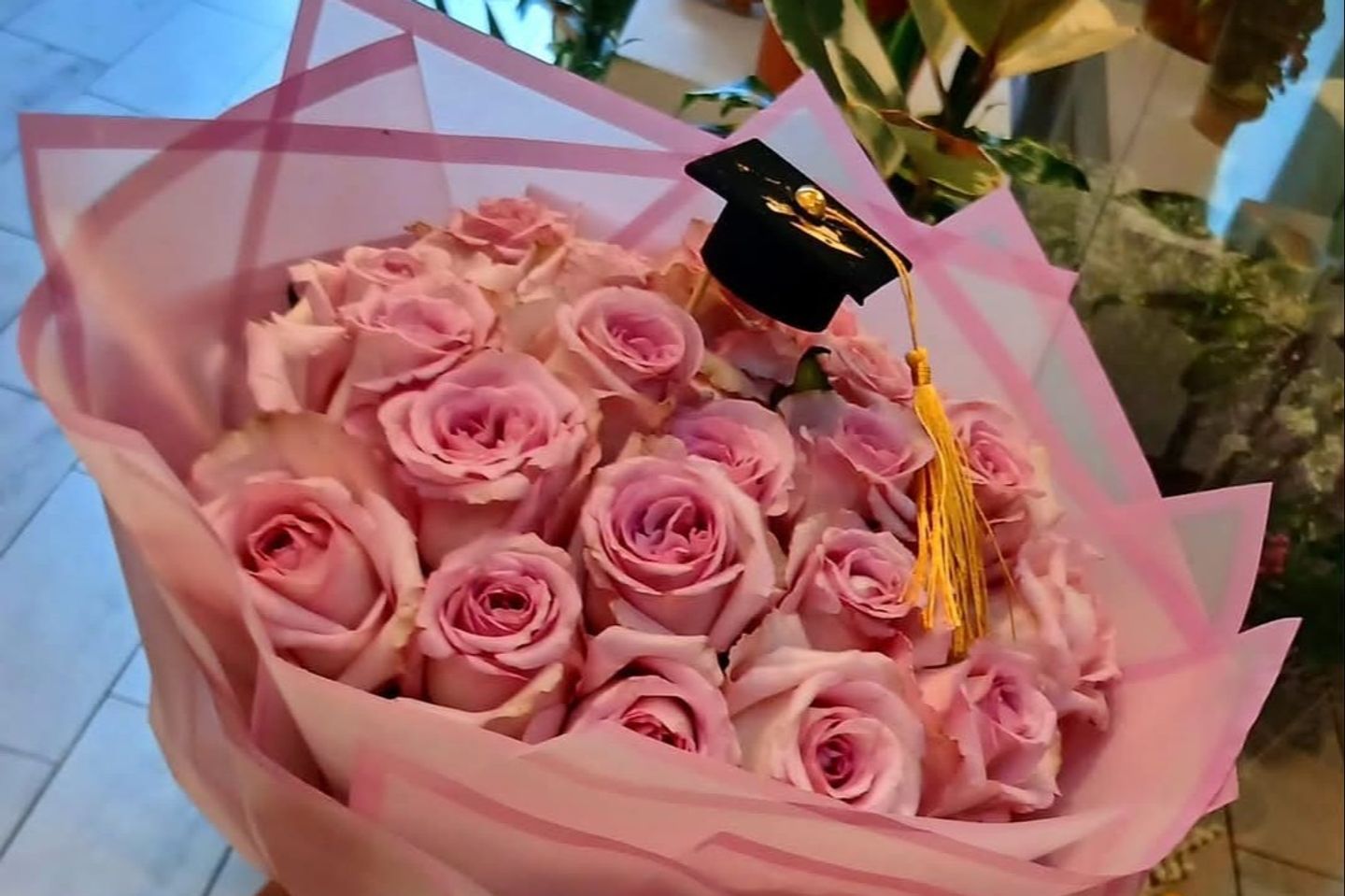 باقة تخرج ورد جوري وردي