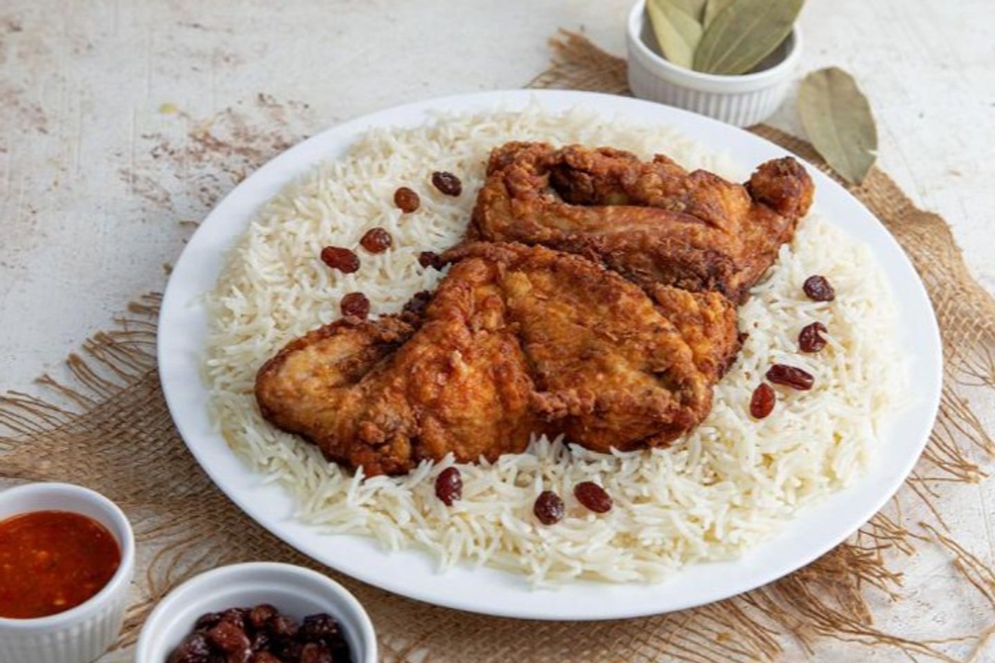 حبة دجاج مقلي مع الارز