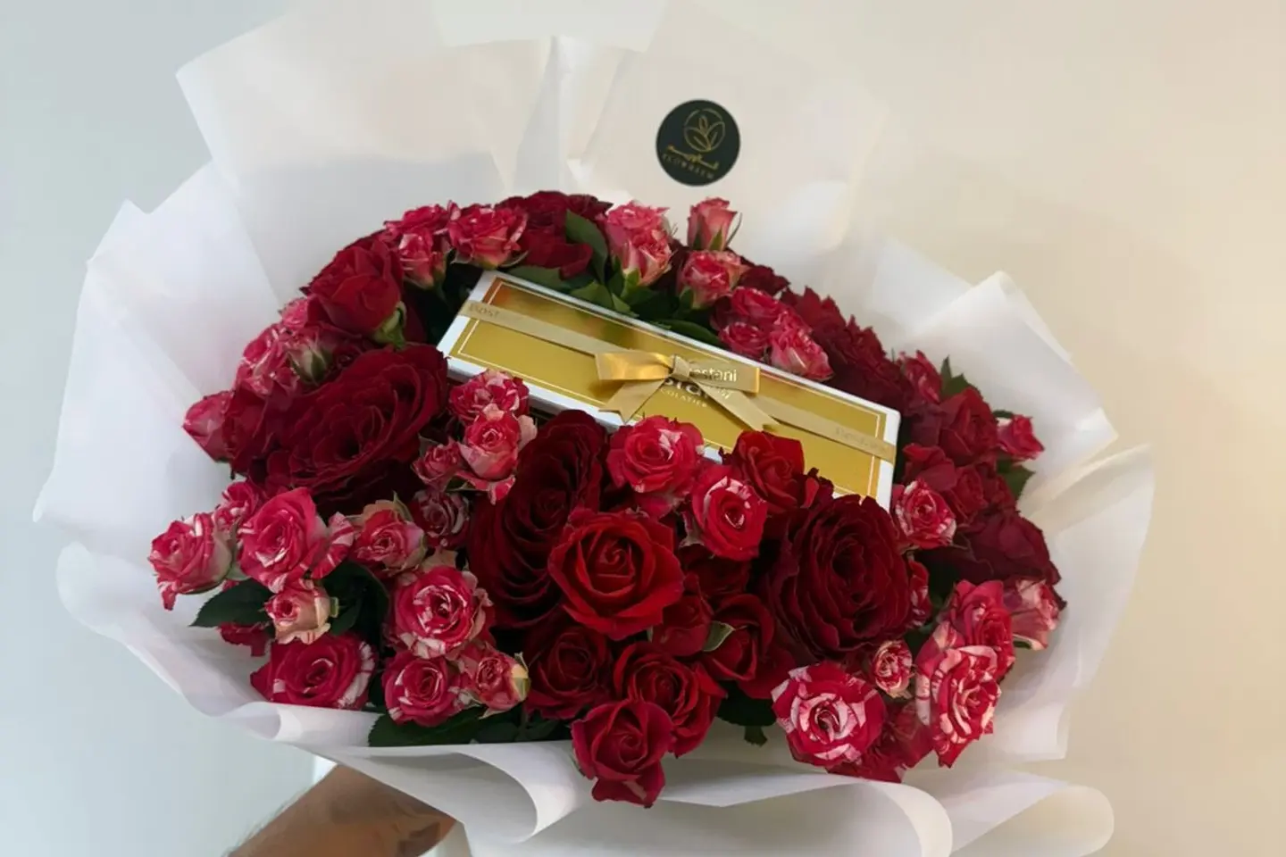 Bostani With Elegant Roses