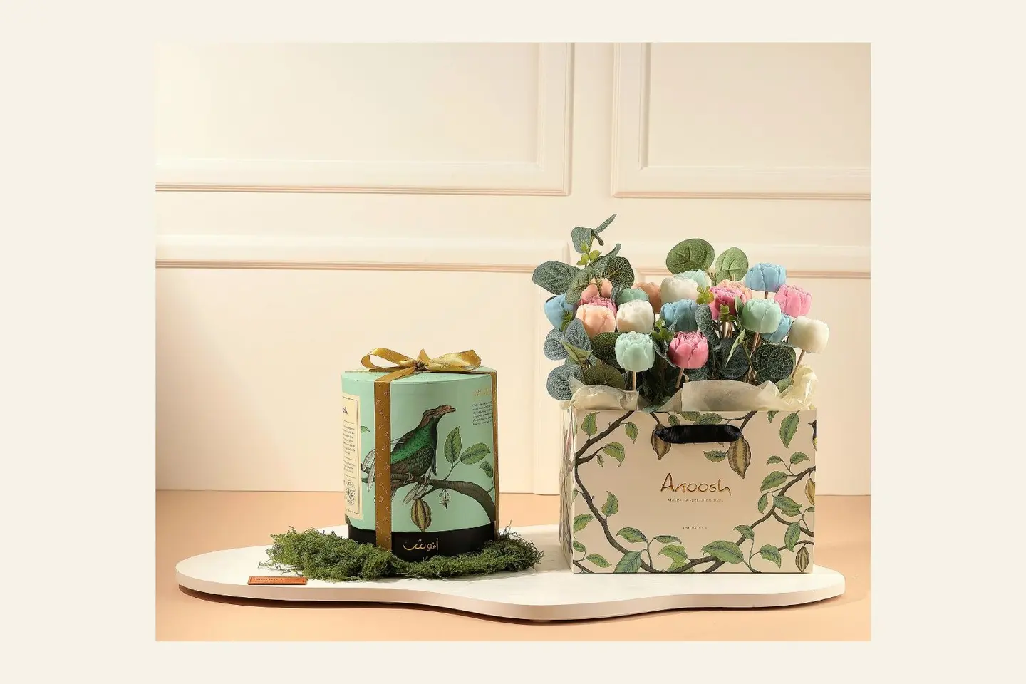 Wax Roses Gift With Anoush Wafer