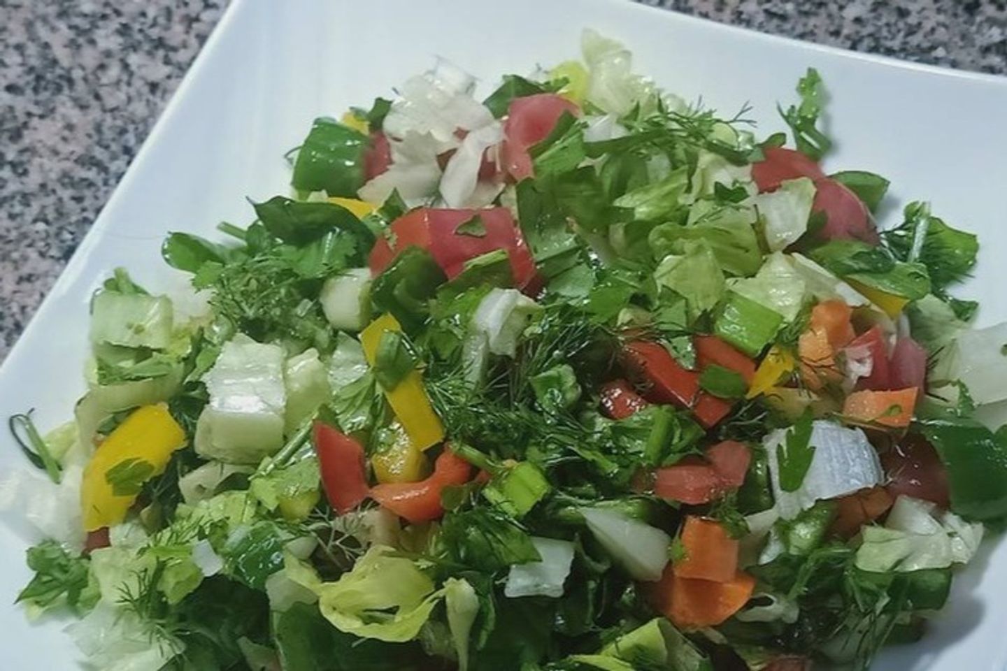 سلطة خضراء
