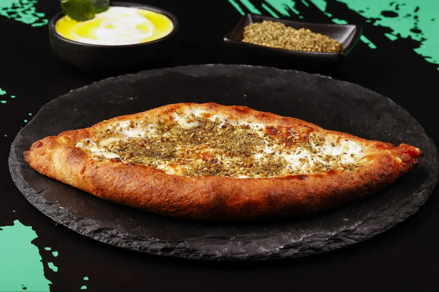 معجنات لبنة بالزعتر- كيتو وخالية من الجلوتين