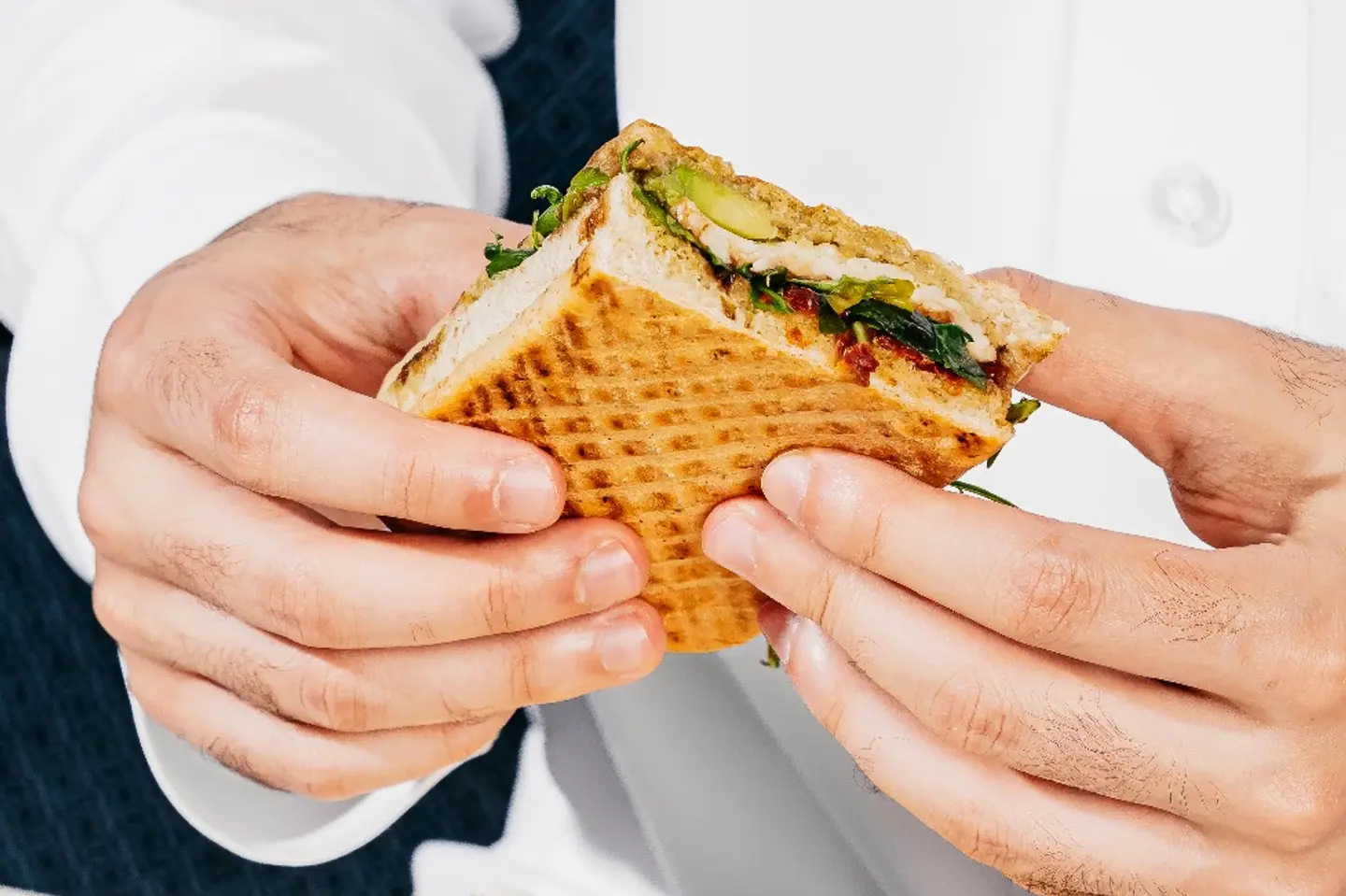 Halloumi Avocado Sandwich