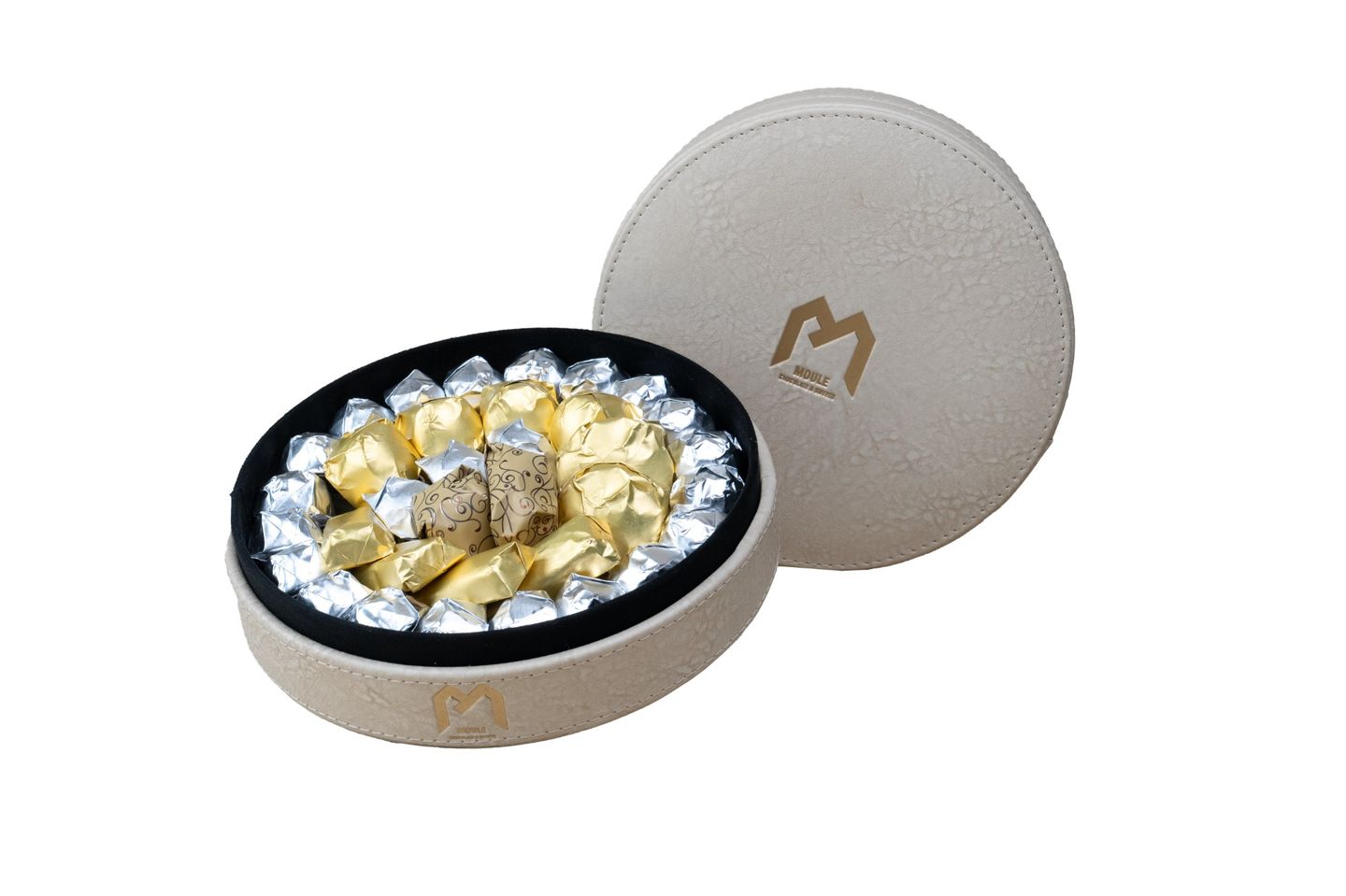 Beige Leather Box With Belgian Chocolate