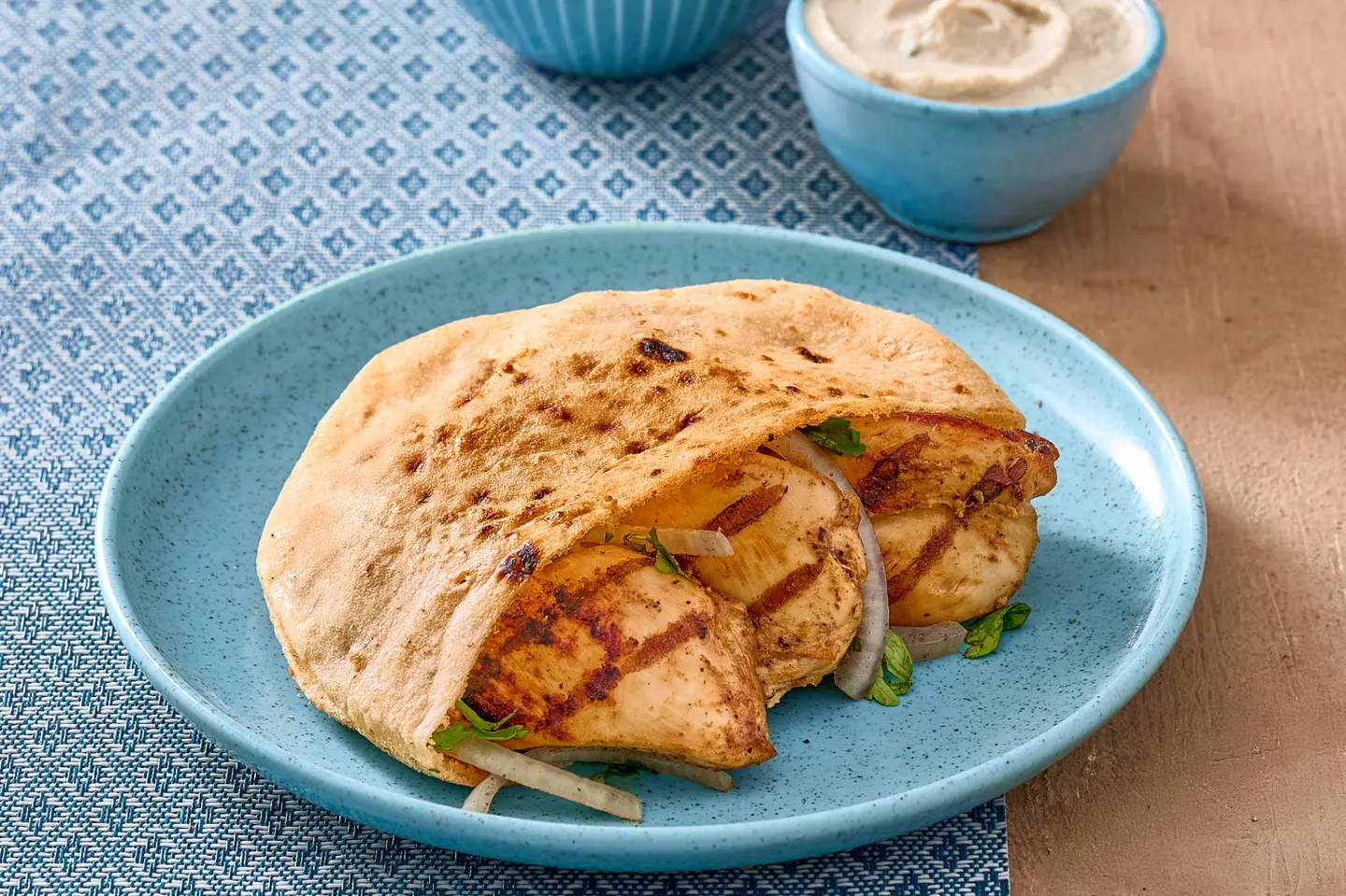 ساندوتش شيش طاووق