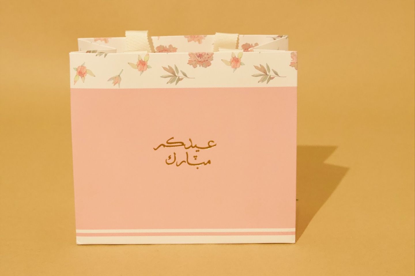 كيس وردي صغير توزيعات ١٢كيس