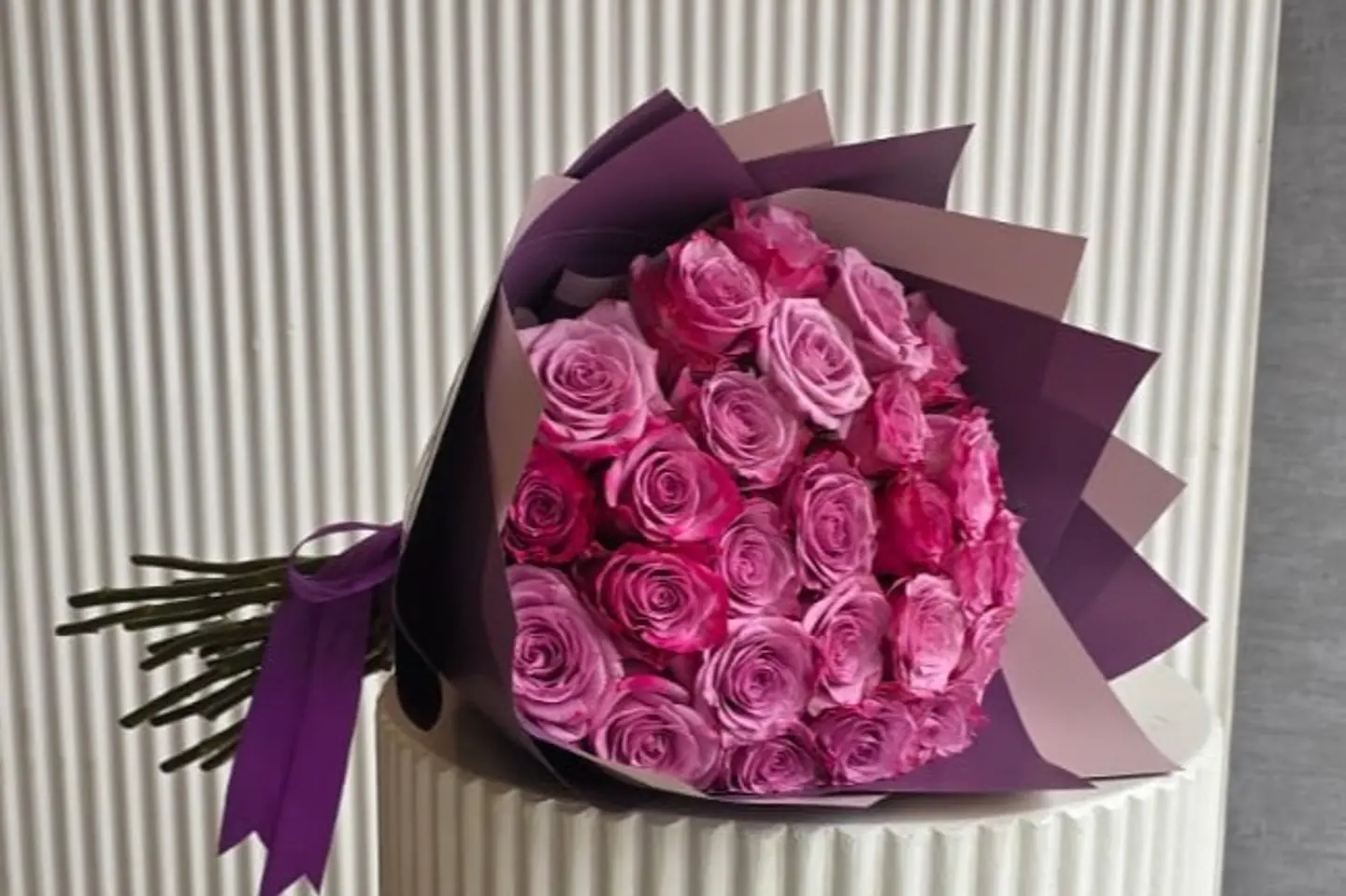 باقة أنيقة ٣٠ وردة موف