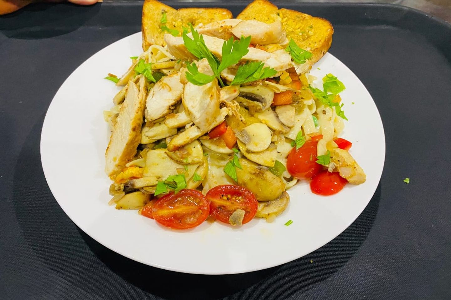 Fattuccini Carbanara Chicken