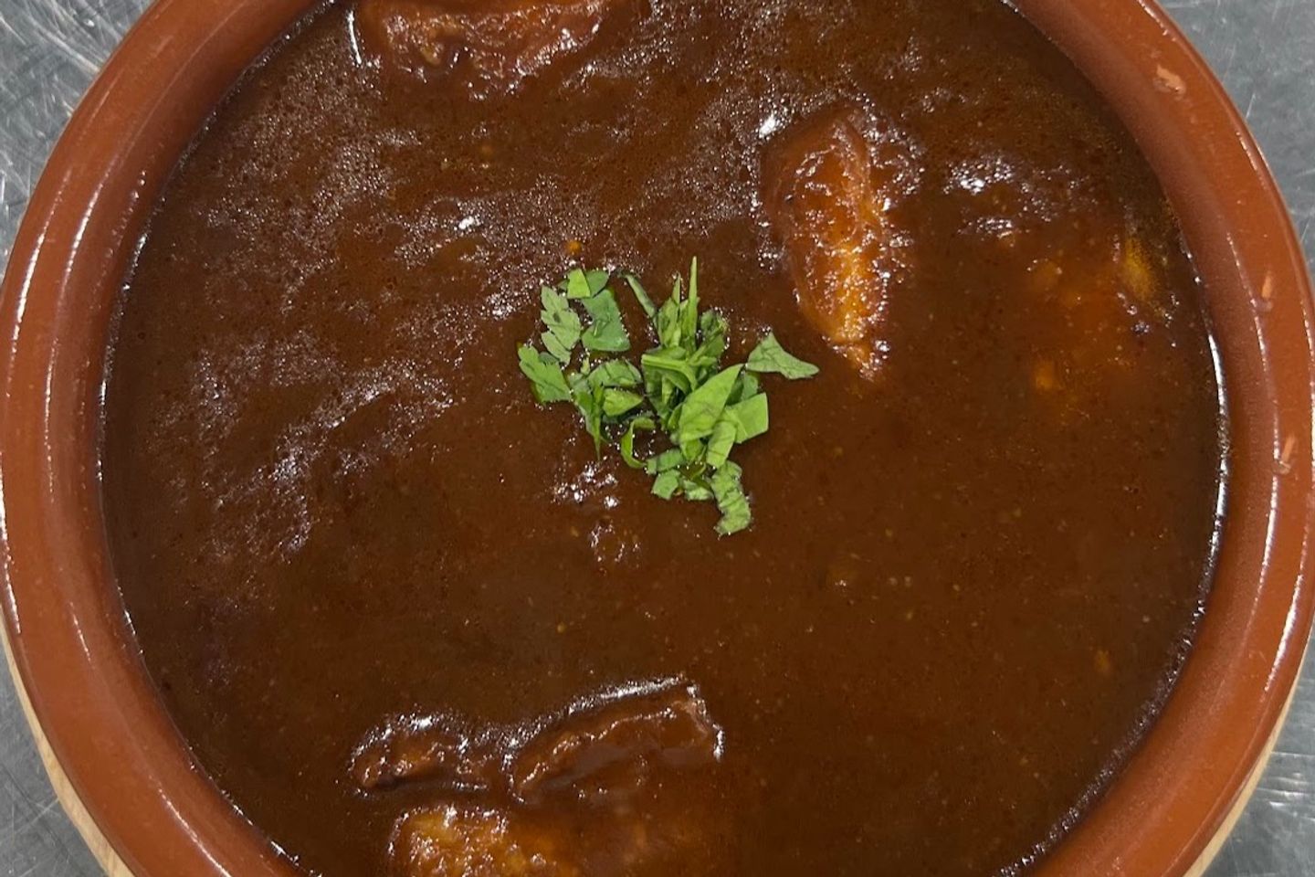 طاجن فيليه سمك بالحمر
