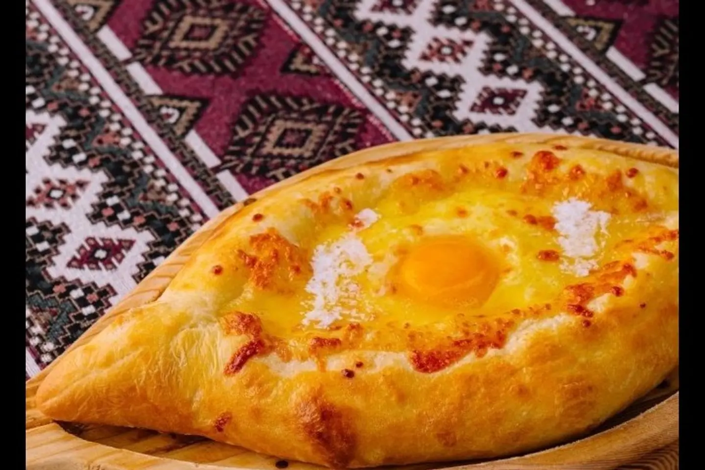 بيض بالجبن فطيرة