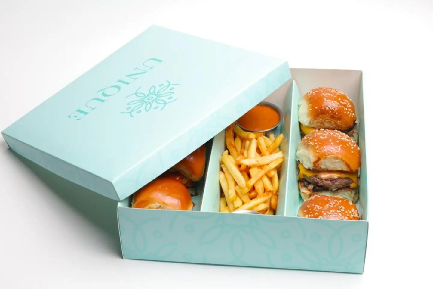 بوكس جمعات بيف سلايدر برجر