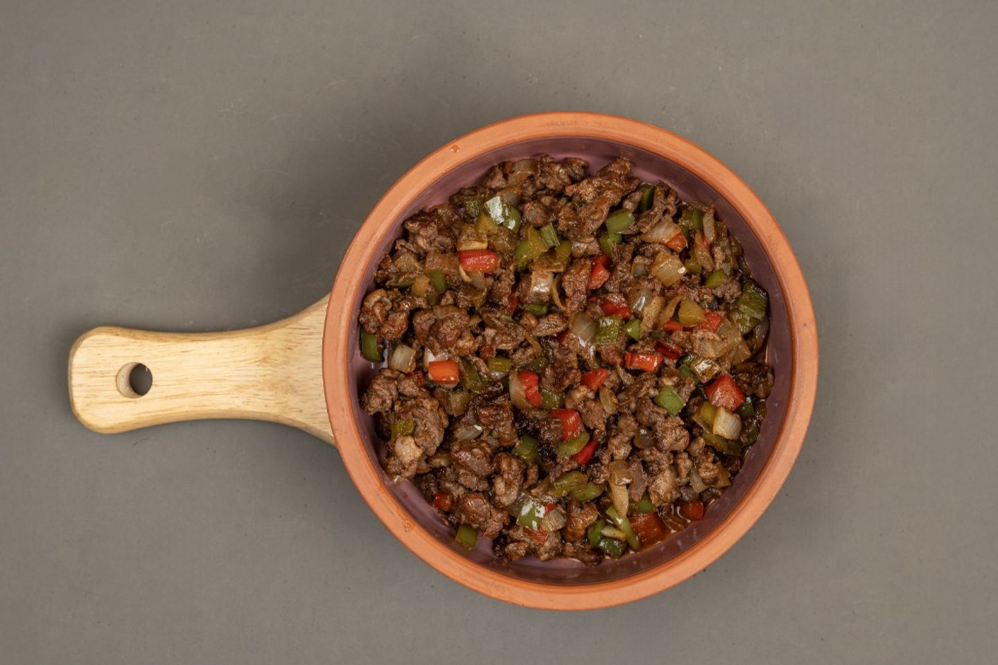 طواية لحم بالفخار