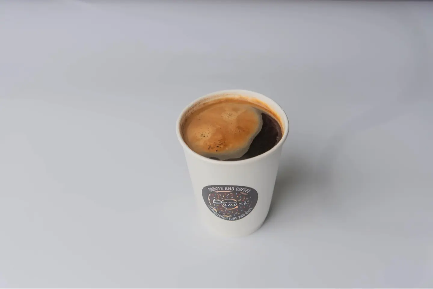 ڤي سكستي حار