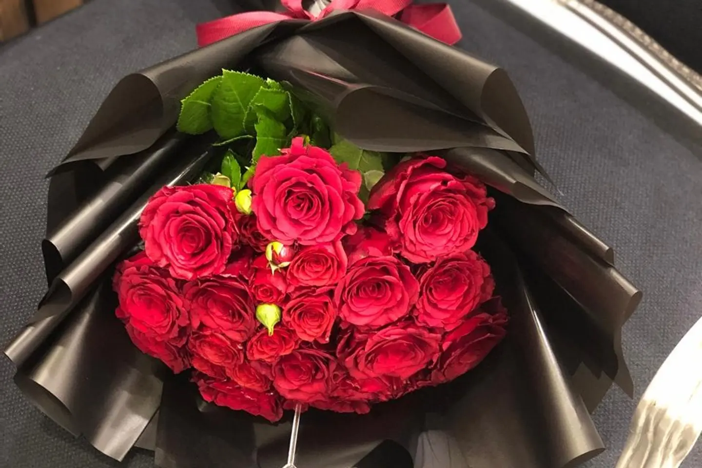 الحب و الجوري الاحمر