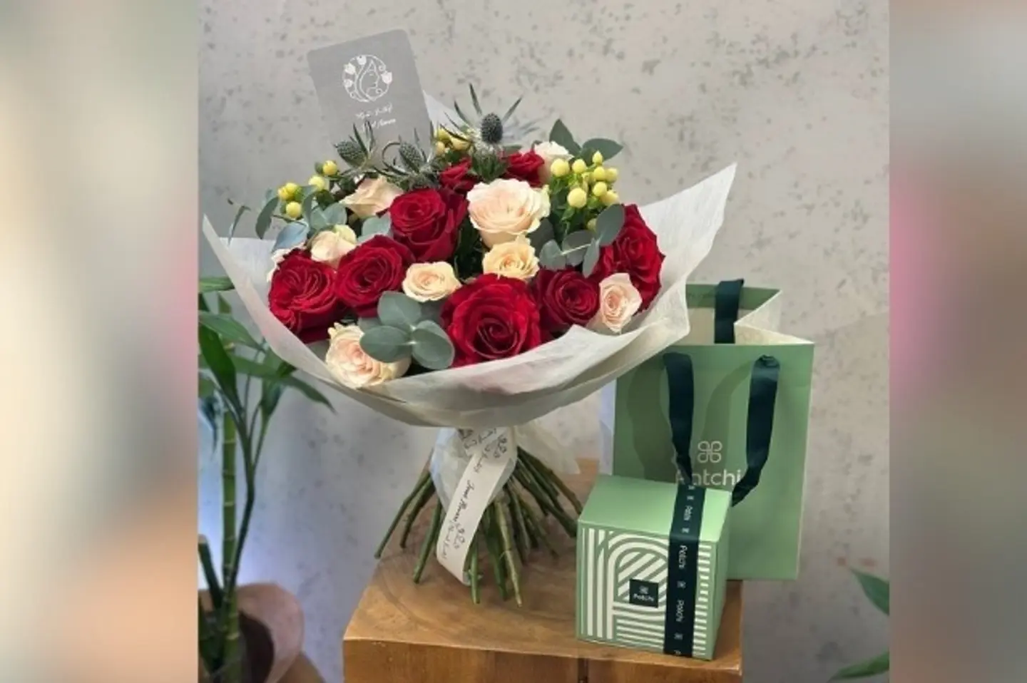 Chocolate And Rose Package 23